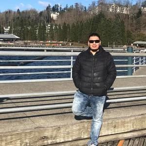 Meet your Posher, Jorge cofre